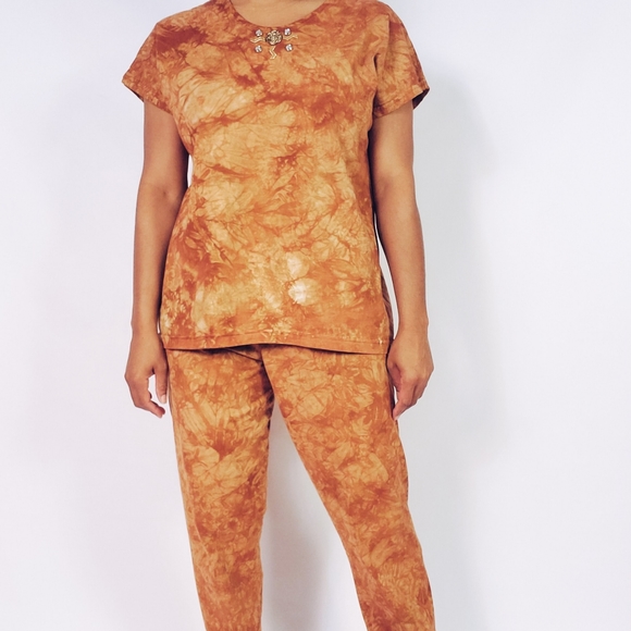 Embellished Set - Picture 4 of 16